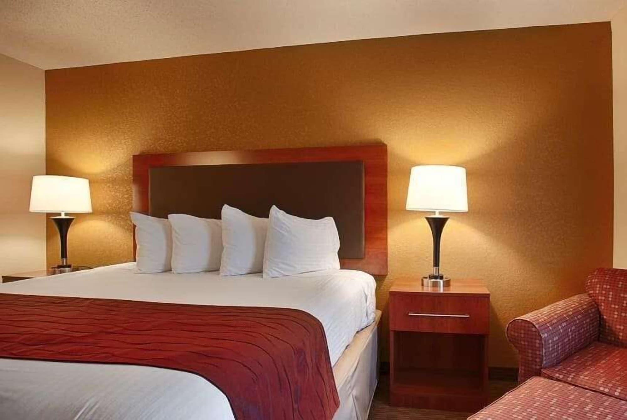 Days Inn By Wyndham Indiana Benjamin Franklin Highway Exterior foto